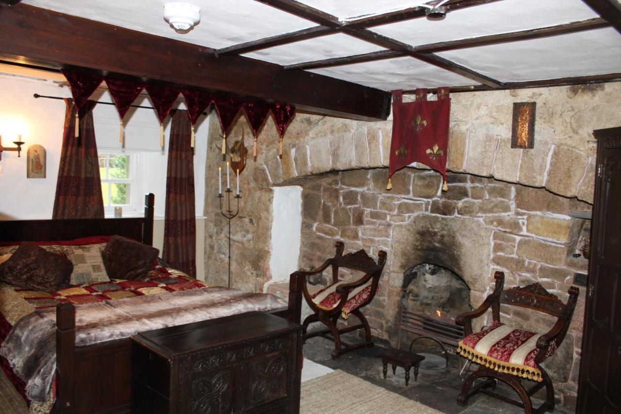 הוילה Auchleven East Wing Lickleyhead Castle מראה חיצוני תמונה